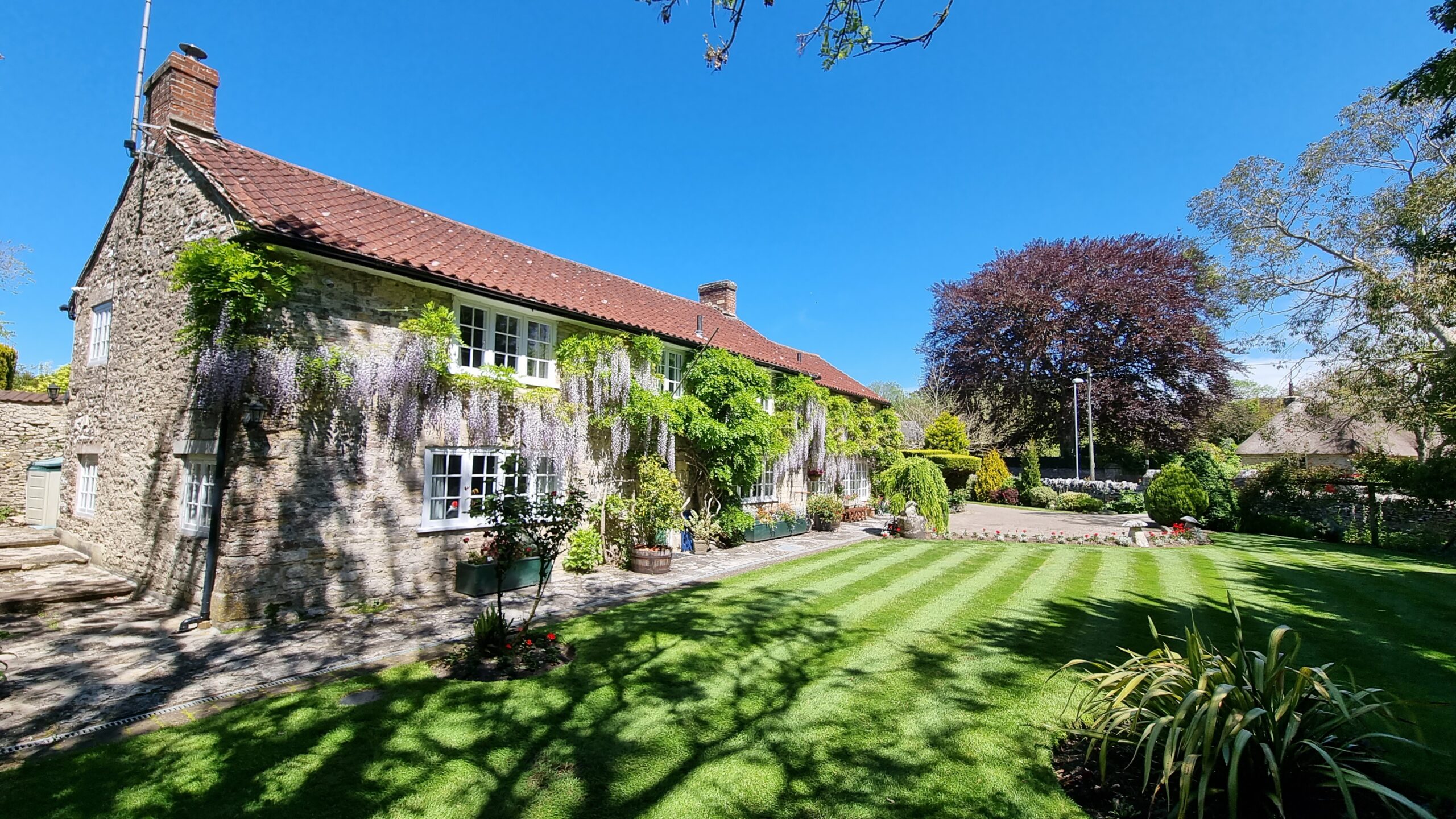 Island Cottage For Sale AwardWinning Gardens and Potential